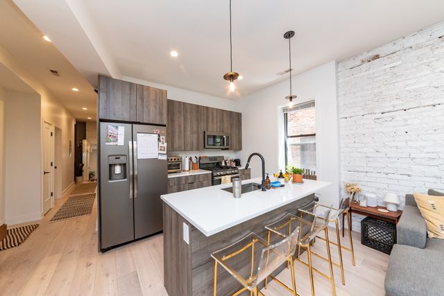 1336 W Bryn Mawr Avenue 3F, Chicago, IL 60660