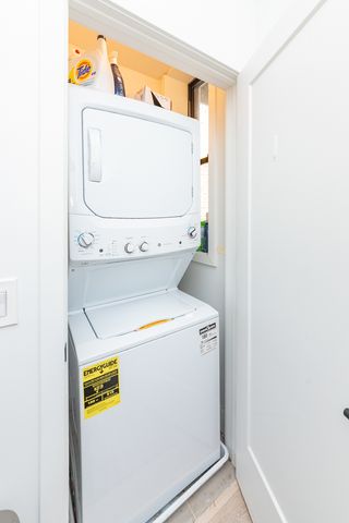 1336 W Bryn Mawr Avenue 3F, Chicago, IL 60660