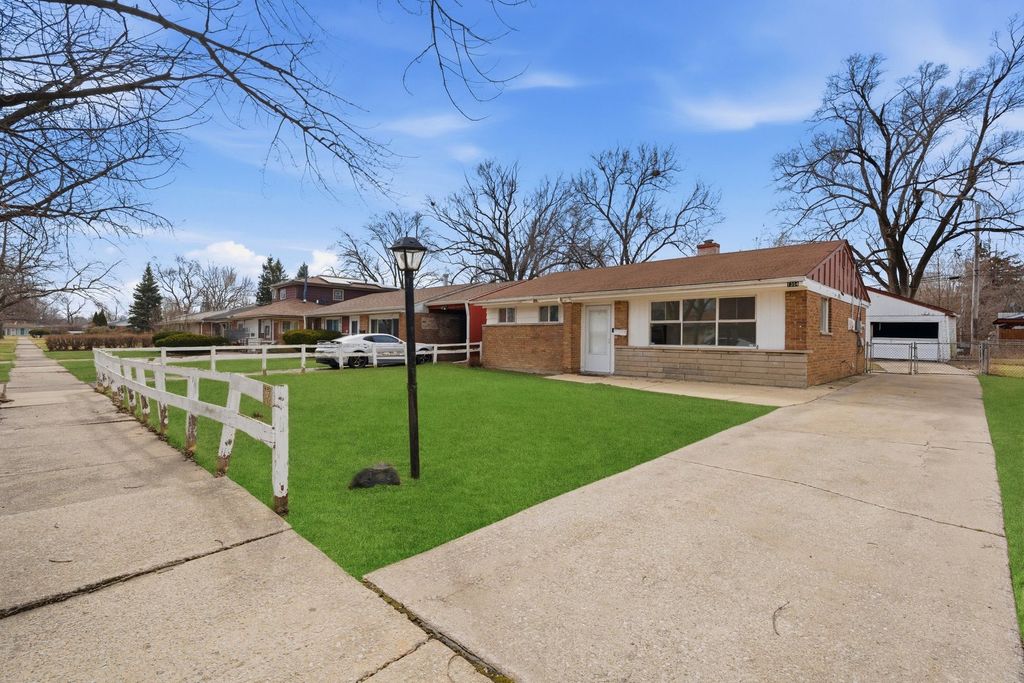 1354 Gordon Avenue, Calumet City, IL 60409 — exterior