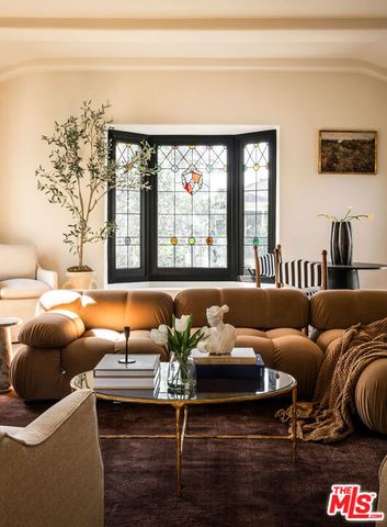 1208 S La Jolla Avenue, Los Angeles, CA 90035