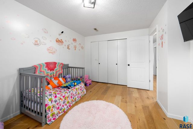 1121 S Splitrock Blvd Boulevard, Brandon, SD 57005