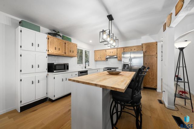 1121 S Splitrock Blvd Boulevard, Brandon, SD 57005