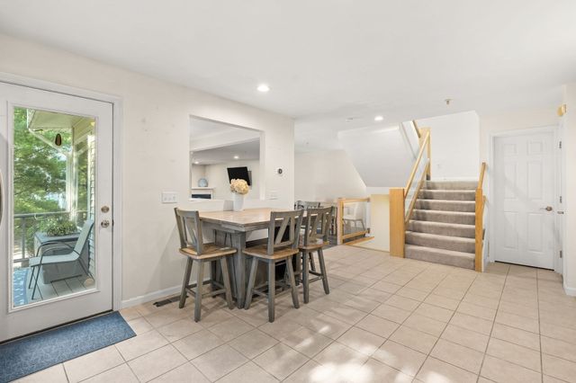 703 Old Bridge Ln 703, Bellingham, MA 02019
