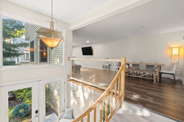 703 Old Bridge Ln 703, Bellingham, MA 02019