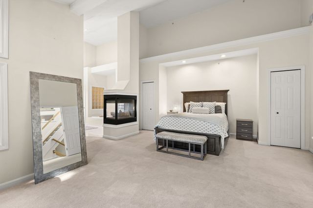 703 Old Bridge Ln 703, Bellingham, MA 02019