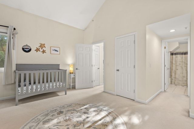 703 Old Bridge Ln 703, Bellingham, MA 02019