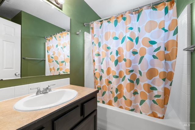 14285 Tara Street, Caldwell, ID 83607
