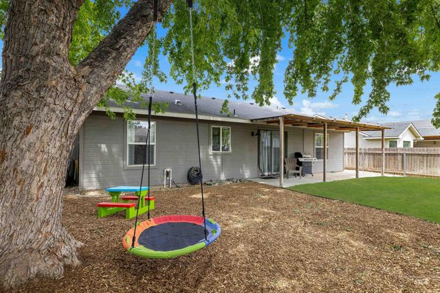 14285 Tara Street, Caldwell, ID 83607