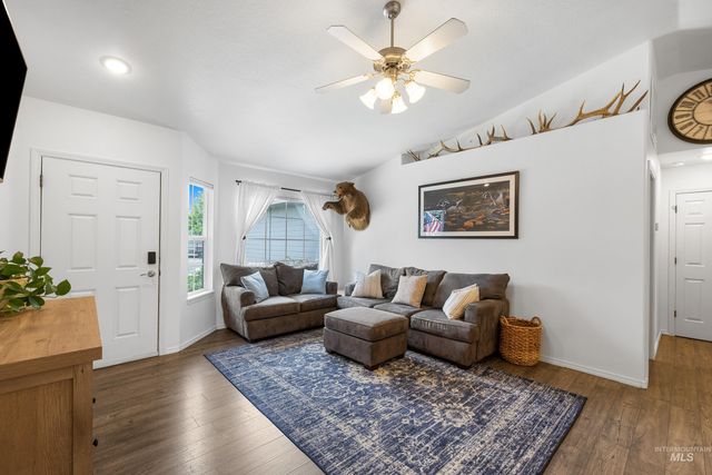 14285 Tara Street, Caldwell, ID 83607
