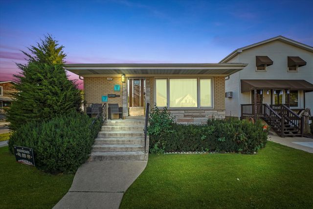 3353 N Ozanam Avenue G, Chicago, IL 60634