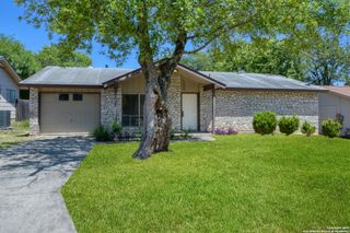 210 Lost Forest, Live Oak, TX 78233
