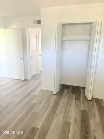 7141 N 16TH Street 212, Phoenix, AZ 85020