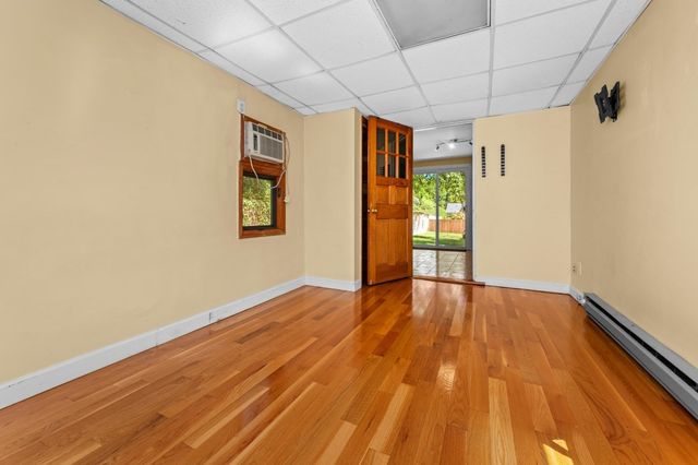 191 Kenrick St, Boston, MA 02135