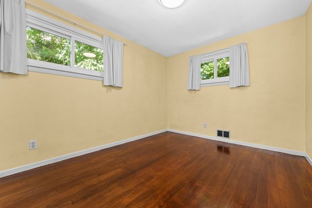 191 Kenrick St, Boston, MA 02135