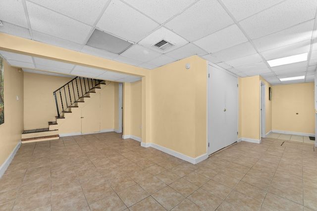 191 Kenrick St, Boston, MA 02135