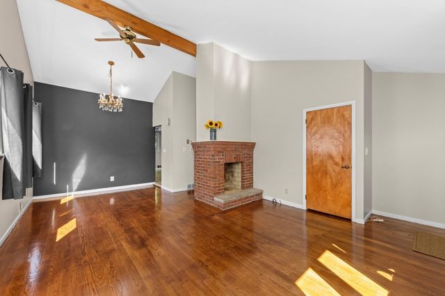 191 Kenrick St, Boston, MA 02135