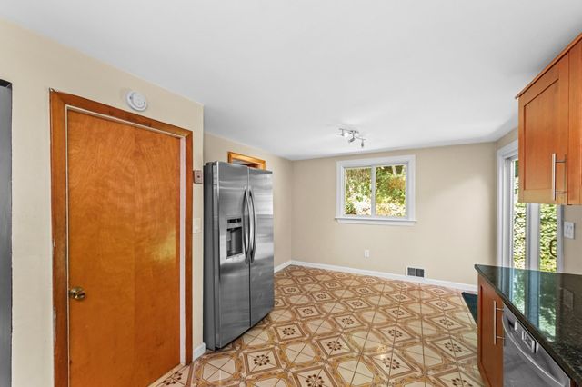 191 Kenrick St, Boston, MA 02135