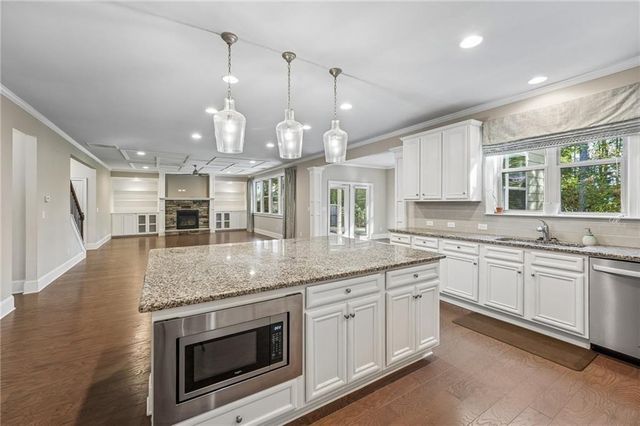 3795 Gardenside Court, Alpharetta, GA 30004