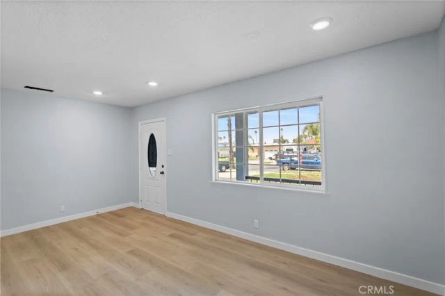 7877 Kempster, Fontana, CA 92336