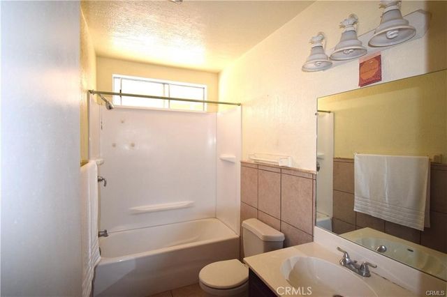 532 Fern Place, Hemet, CA 92543