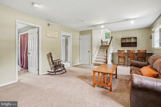 43 WHEATFIELD DR, Carlisle, PA 17015