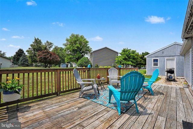 43 WHEATFIELD DR, Carlisle, PA 17015