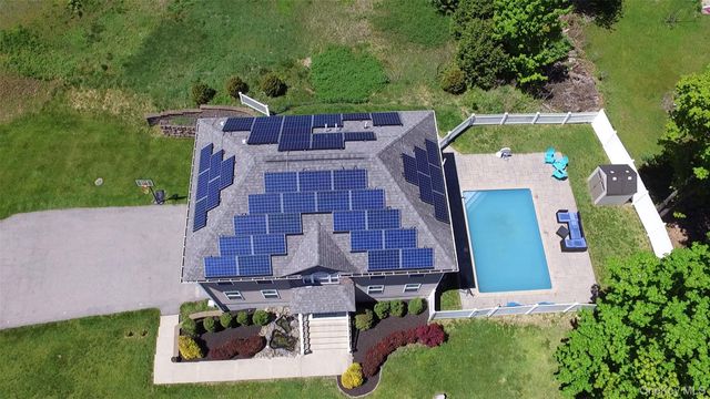 94 Robinson Lane, Wappingers Falls, NY 12590
