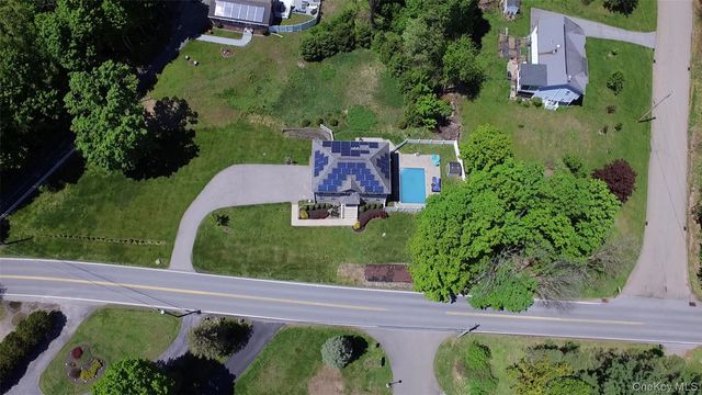 94 Robinson Lane, Wappingers Falls, NY 12590