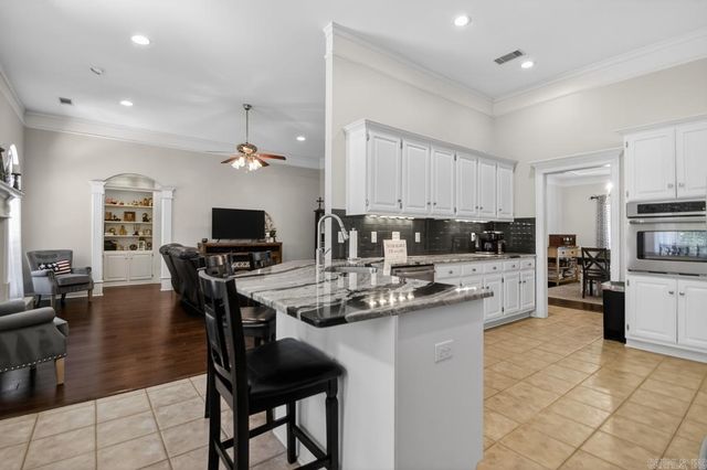1425 River Pointe Court, Benton, AR 72019