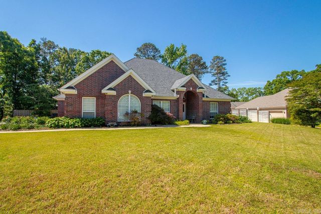 1425 River Pointe Court, Benton, AR 72019