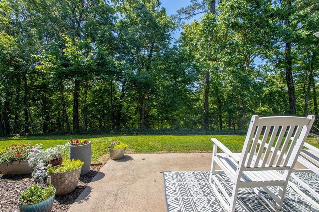 1425 River Pointe Court, Benton, AR 72019
