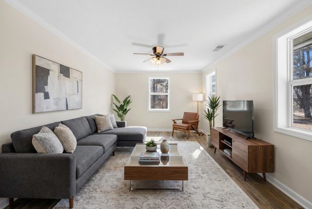 460 IVY DR, Oakland, TN 38060