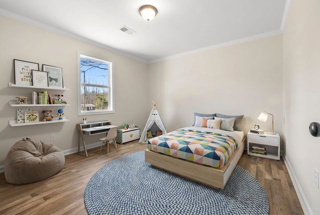 460 IVY DR, Oakland, TN 38060