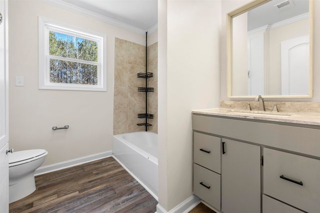 460 IVY DR, Oakland, TN 38060