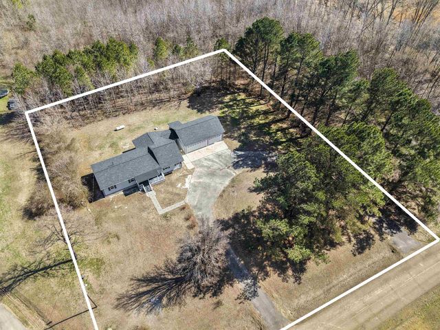 460 IVY DR, Oakland, TN 38060