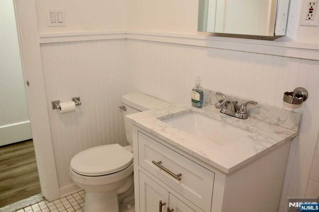 102 Paterson Avenue 1st Floor, Midland Park, NJ 07432