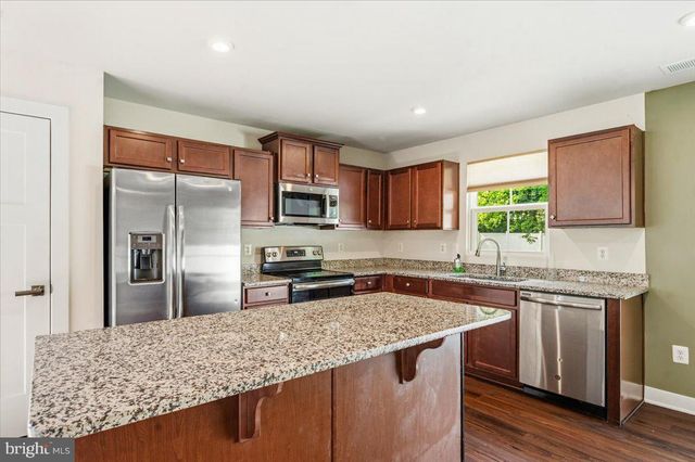 53 ELSTOW WAY, Martinsburg, WV 25405