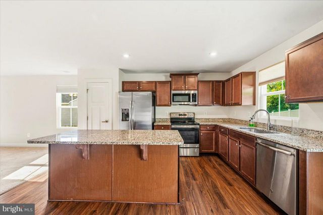 53 ELSTOW WAY, Martinsburg, WV 25405