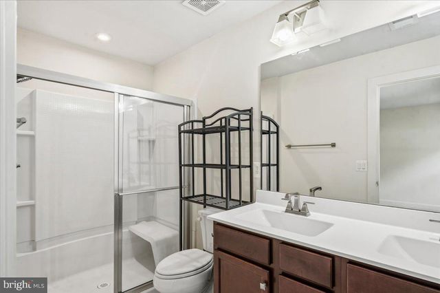 53 ELSTOW WAY, Martinsburg, WV 25405