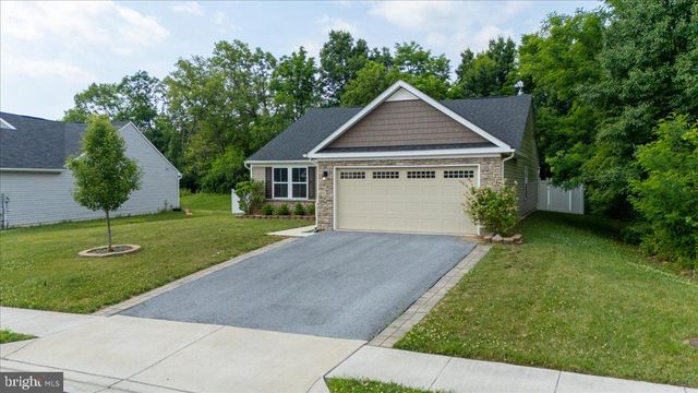 53 ELSTOW WAY, Martinsburg, WV 25405