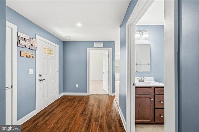 53 ELSTOW WAY, Martinsburg, WV 25405