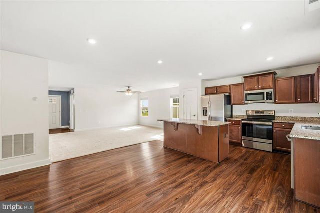 53 ELSTOW WAY, Martinsburg, WV 25405