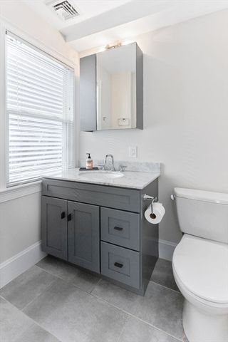 327-329 Hurley St 2, Cambridge, MA 02141