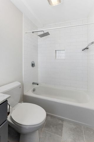 327-329 Hurley St 2, Cambridge, MA 02141