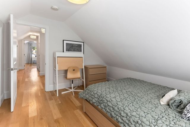 327-329 Hurley St 2, Cambridge, MA 02141