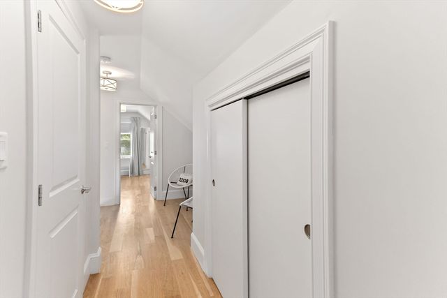 327-329 Hurley St 2, Cambridge, MA 02141