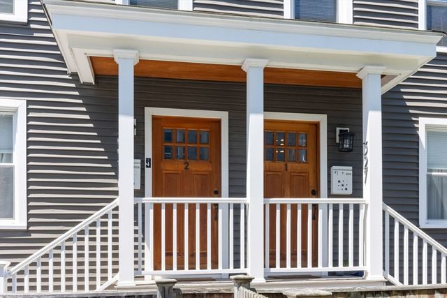 327-329 Hurley St 2, Cambridge, MA 02141