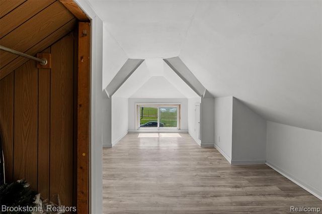 23722 Brest, Taylor, MI 48180