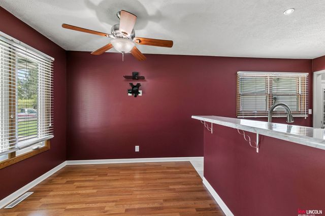 4321 S 60 Street, Lincoln, NE 68516