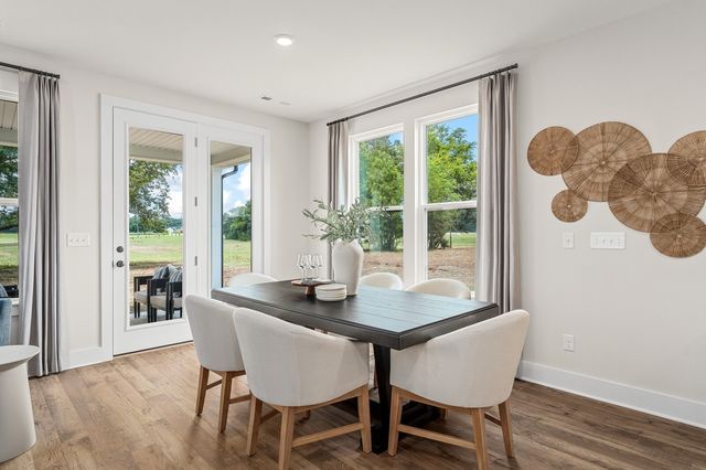 1439 Charles Drive, Chapel Hill, TN 37034